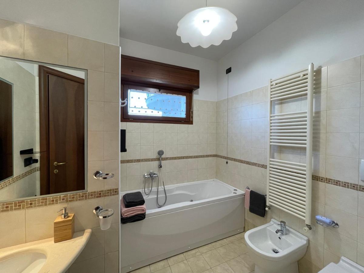 Casa Katiu' Due Camere Indipendenti In Appartamento Di 83 Mq Λ' Άκουιλα Εξωτερικό φωτογραφία